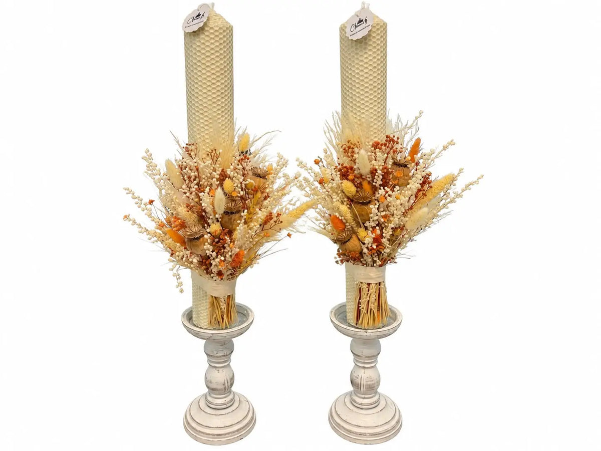 Set de 2 lumânări pentru cununie religioasă din ceară de albine tip fagure, decorate cu flori naturale criogenate